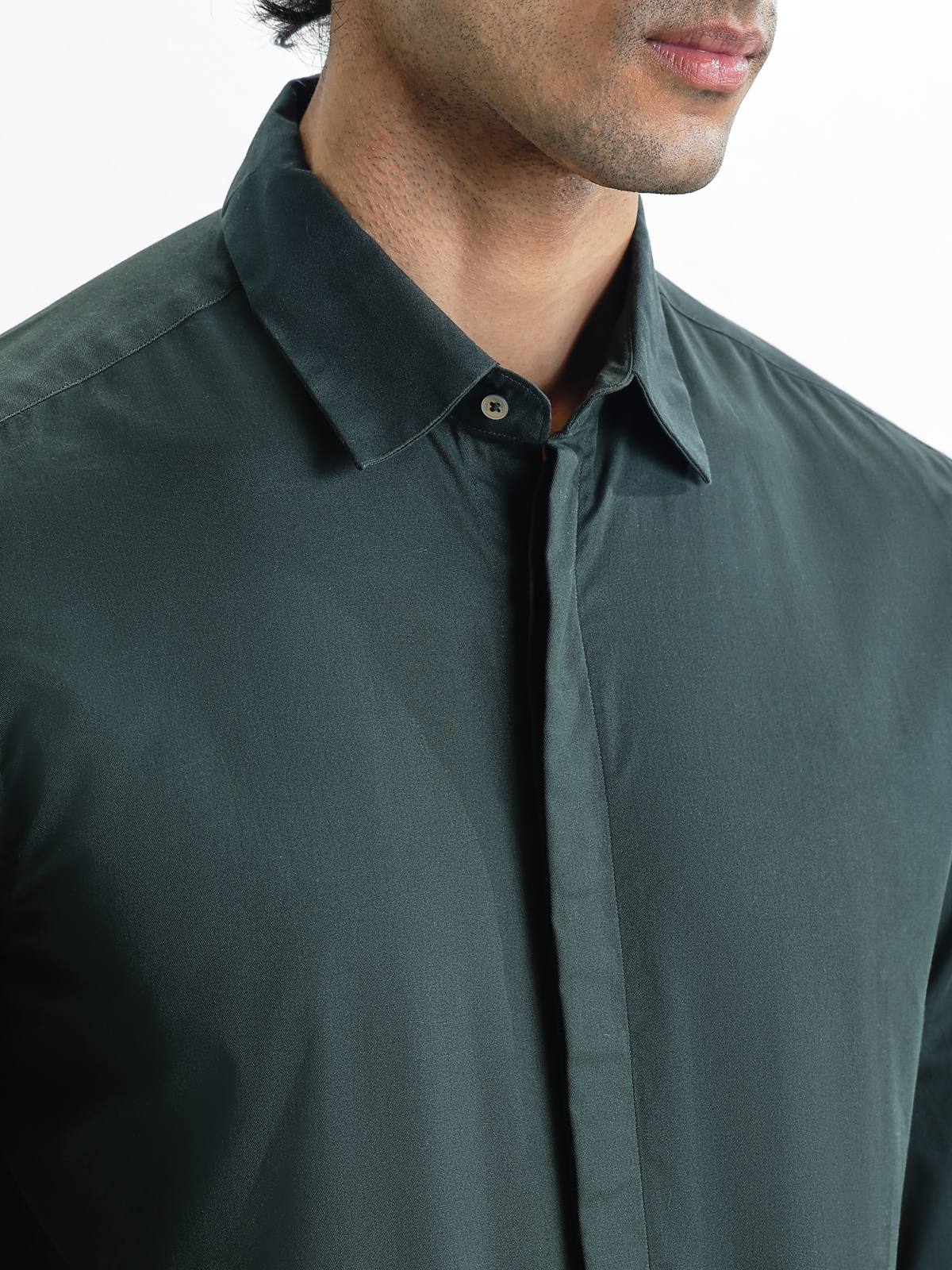 VINCENT-PINE GREEN REGULAR FIT PEACH FINISH COTTON SHIRT